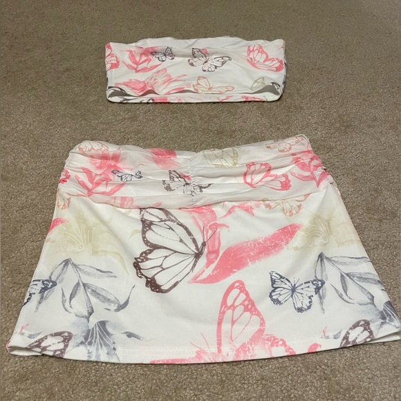 SHEIN Iconic Butterfly Print Tube Top & Split Hem Skirt - Picture 3 of 3